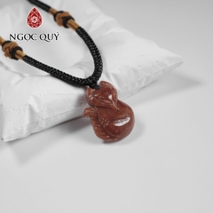 Mặt dây chuyền hồ ly đá cẩm thạch huyết phỉ