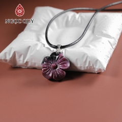 Mặt dây chuyền hoa 5 cánh đá ruby Nam Phi
