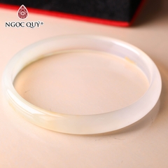 Vòng tay nguyên khối đá mã não Ni60 Bản 4mm