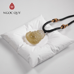 Mặt dây chuyền phật di lặc đá thạch anh tóc vàng 30x25mm