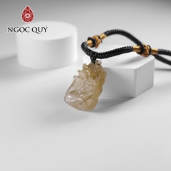 Mặt dây chuyền hồ ly đá thạch anh tóc vàng