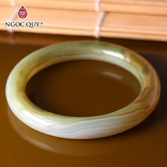 Vòng tay nguyên khối cọng tròn lớn đá mã não bản 10mm