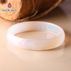 Vòng tay nguyên khối đá mã não Ni52 Bản 10mm