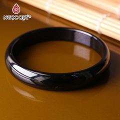 Vòng tay nguyên khối đá mã não Ni56 Bản 10mm