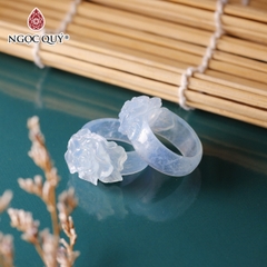 Nhẫn đá khắc hoa đá Aquamarine