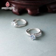Nhẫn bạc đá aquamarine