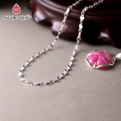 Mặt dây chuyền bạc ruby hoa bốn cánh