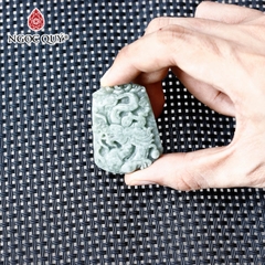Mặt dây chuyền rồng cẩm thạch