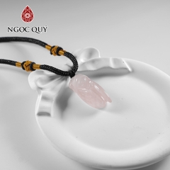 Mặt dây chuyền ngọc thiền đá thạch anh hồng 13x31mm