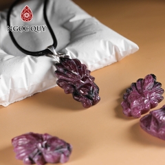 Mặt dây chuyền hồ ly đá ruby Nam Phi