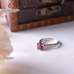 Nhẫn bạc hạt đá Garnet