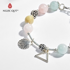 Vòng tay phong thủy đá beryl phối charm cỏ 4 lá bạc