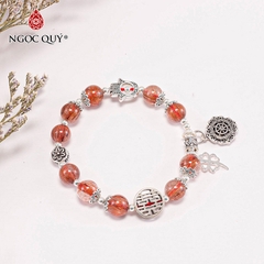 Vòng tay phong thủy đá thạch anh tóc đỏ đồng trục phối charm bạc