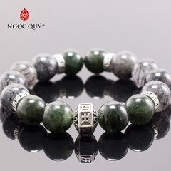 Vòng tay phong thủy đá thạch anh tóc xanh phối charm lục tự hạt 12mm