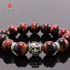 Vòng tay phong thủy đá mắt hổ nâu đỏ phối charm lục tự bạc