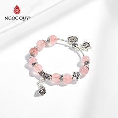 Vòng tay phong thủy đá thạch anh hồng phối charm chuông bạc hạt 8mm