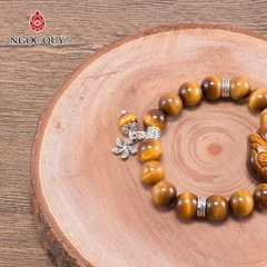 Vòng tay phong thủy đá mắt hổ vàng nâu phối charm hồ ly và hoa 5 cánh bạc hạt 10mm