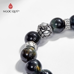 Vòng tay phong thủy đá mắt hổ xanh đen phối charm phật di lặc hạt 12mm