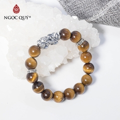 Vòng tay phong thủy đá mắt hổ vàng nâu phối charm tỳ hưu bạc hạt 12mm