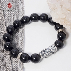 Vòng tay phong thủy đá obsidian phối charm tỳ hưu bạc hạt 12mm