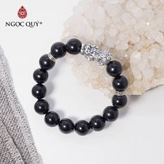Vòng tay phong thủy đá obsidian phối charm tỳ hưu bạc hạt 12mm