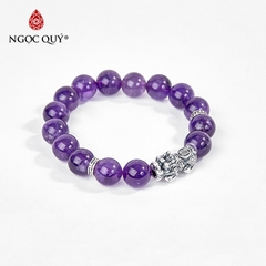 Vòng tay phong thủy đá thạch anh tím phối charm tỳ hưu bạc hạt 12mm