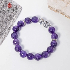 Vòng tay phong thủy đá thạch anh tím phối charm tỳ hưu bạc hạt 12mm