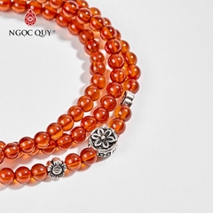 Vòng tay phong thủy đá garnet cam phối charm bạc hạt 4mm
