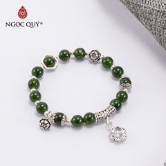 Vòng tay phong thủy đá diopside AAA phối charm bạc hạt 8mm hợp mệnh hỏa, mộc