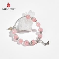 Vòng tay phong thủy đá thạch anh hồng AAA phối charm chuông bạc hạt 8mm