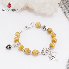 Vòng tay phong thủy đá mắt hổ vàng tâm phối charm kết đồng tâm bạc hạt 8mm