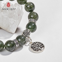 Vòng tay phong thủy đá thạch anh tóc xanh phối charm cây bạc hạt 10mm