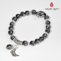 Vòng tay thạch anh tóc đen phối charm