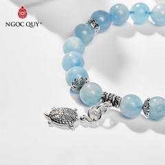 Vòng tay phong thủy đá aquamarine charm rùa hạt 6mm hợp mệnh thủy, mộc