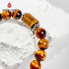 Vòng tay phong thủy đá mắt hổ vàng nâu phối charm bướm bạc hạt 8mm