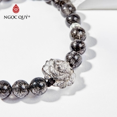 Vòng tay phong thủy đá thạch anh tóc đen charm lá hạt 6mm