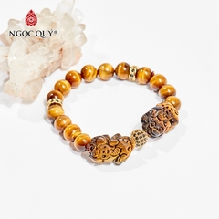 Vòng tay phong thủy đá mắt hổ vàng nâu phối charm tỳ hưu