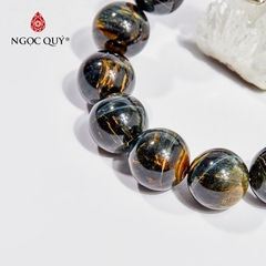 Vòng tay phong thủy đá mắt hổ xanh đen phối charm hạt 16mm