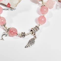 Vòng tay phong thủy đá thạch anh hồng phối charm cánh