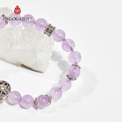 Vòng tay phong thủy đá thạch anh tím phối charm