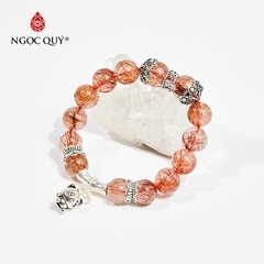 Vòng tay phong thủy đá thạch anh tóc đỏ phối charm mèo