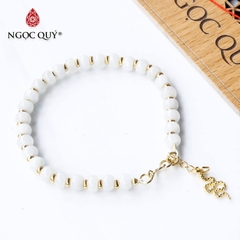 Vòng cẩm thạch phỉ thúy phối charm bạc mạ vàng