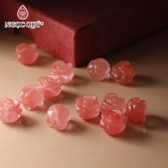 Charm đá hoa hồng xỏ vòng