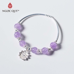 Vòng tay phong thủy đá thạch anh tím ngọc charm hoa 10 cánh