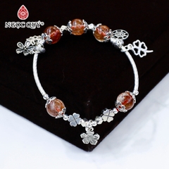 Vòng thạch anh tóc đỏ phối charm bạc