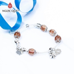Vòng thạch anh tóc đỏ phối charm bạc