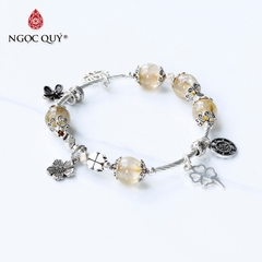 Vòng thạch anh tóc vàng phối charm bạc