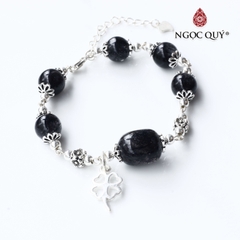 Vòng tay lu thống đá thạch anh tóc phối charm bạc cỏ 4 lá