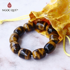 Vòng tay lu thống đá mắt hổ