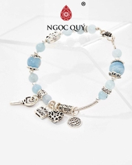 Vòng tay đá Aquamarine tự nhiên phối charm - Mẫu VC0290 - Ngọc Quý
